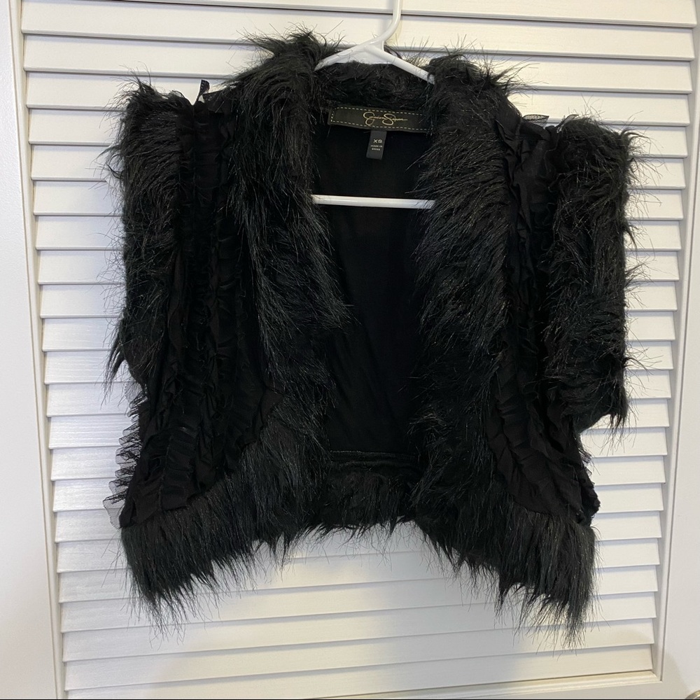 Jessica Simpson l black vest